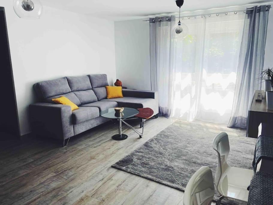 Precioso Apartamento Con Banera Hidromasaje سوبيلانا المظهر الخارجي الصورة