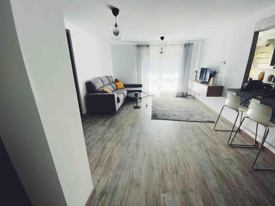 Precioso Apartamento Con Banera Hidromasaje سوبيلانا المظهر الخارجي الصورة